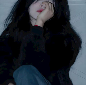 颓废的女孩