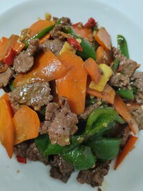 胡萝卜炒肉