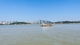 海上游艇