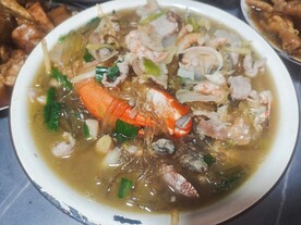 海鲜焖冬粉