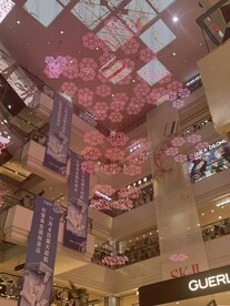 高档商场中庭吊饰雪花造型夏桐厂