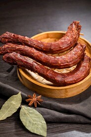 麻辣鸭脖