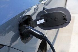 充电桩 电车充电