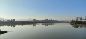 河边风景