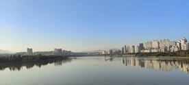 河边风景