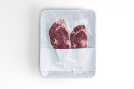 鲜牛肉托盘 