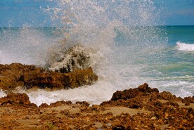 海浪图片