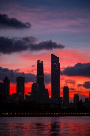 彩霞和楼宇