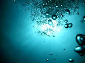 水下