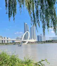 南京眼步行桥