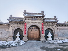 庙门