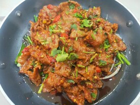 铁锅生炒牛肉
