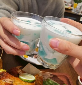 碰杯