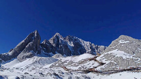 玉龙雪山
