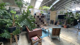 日式绿植养护棚