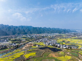 俯瞰美丽的乡村风景