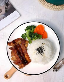 鸡扒饭