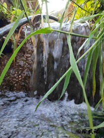山涧流水