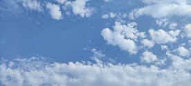 天空白云