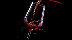 高级酒具葡萄酒洋酒酒瓶红酒奢华
