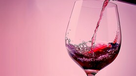 酒杯酒瓶高级奢华洋酒红酒