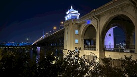 武汉长江大桥摄影照片夜景