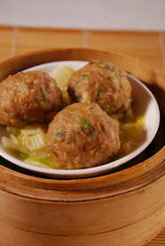 时蔬牛肉球