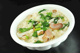 腊肉煮豆丝