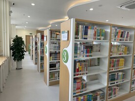 图书馆书架