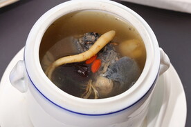 椰子炖竹丝鸡