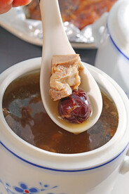 椰子炖竹丝鸡