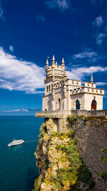 乌克兰燕巢城堡