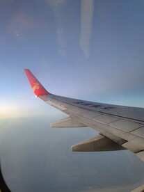 高空中的飞机