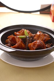 羊腩煲 蛇肉煲