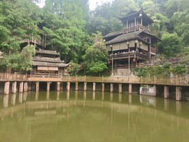 芙蓉镇