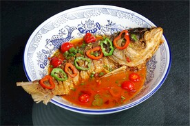 大碗胖头鱼