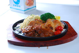 铁板黑椒鸡扒 