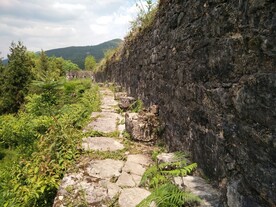 利川大水井古城墙