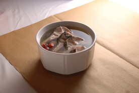 鸡炖鱼汤 食材 