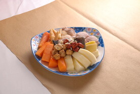 鸡炖鱼汤 食材