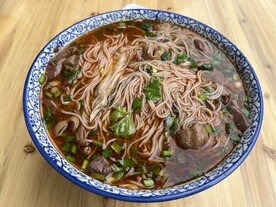 肥肠米线