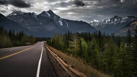 远眺高山