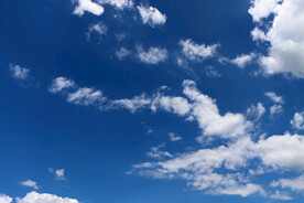 蓝天白云