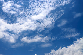 蓝天白云