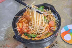 砂锅米线