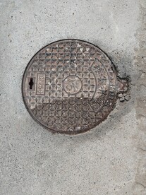 污水井盖