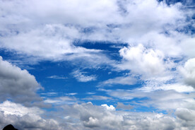 蓝天白云