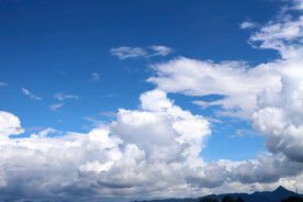蓝天白云