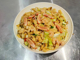 海鲜三拼炒饭