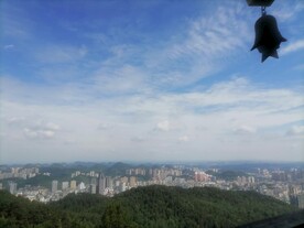 城市蓝天